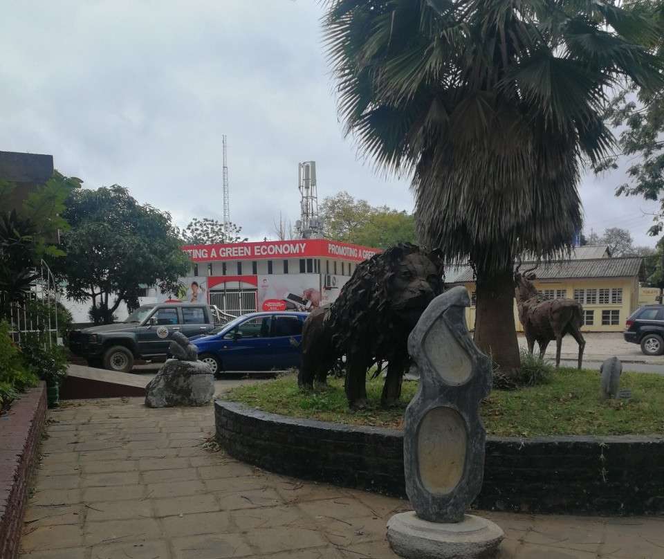 The Henry Tayali Gallery-卢萨卡必去景点