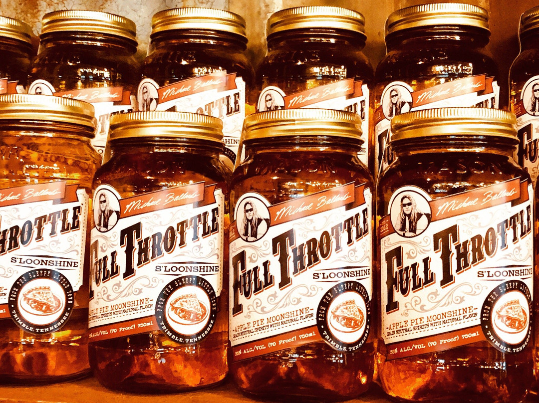 Full Throttle Sloonshine Distillery-Trimble必去景点