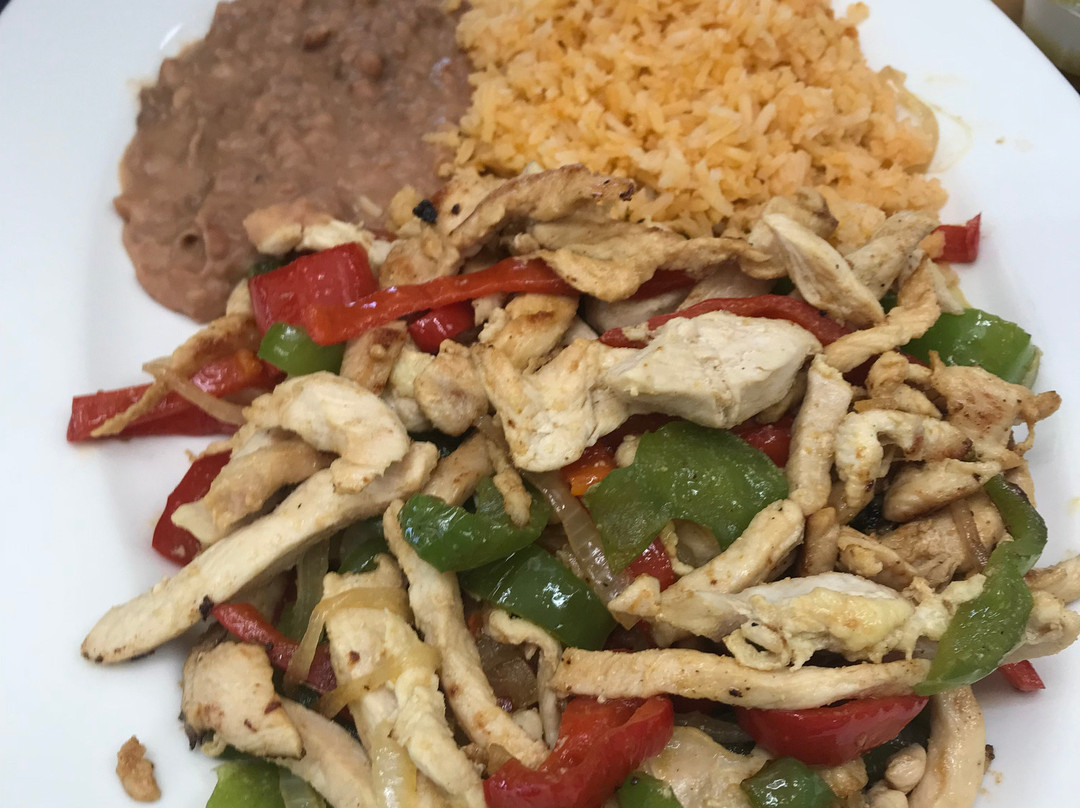 圣罗莎餐馆和美食-Chico's Tortas y Pinas Lokas