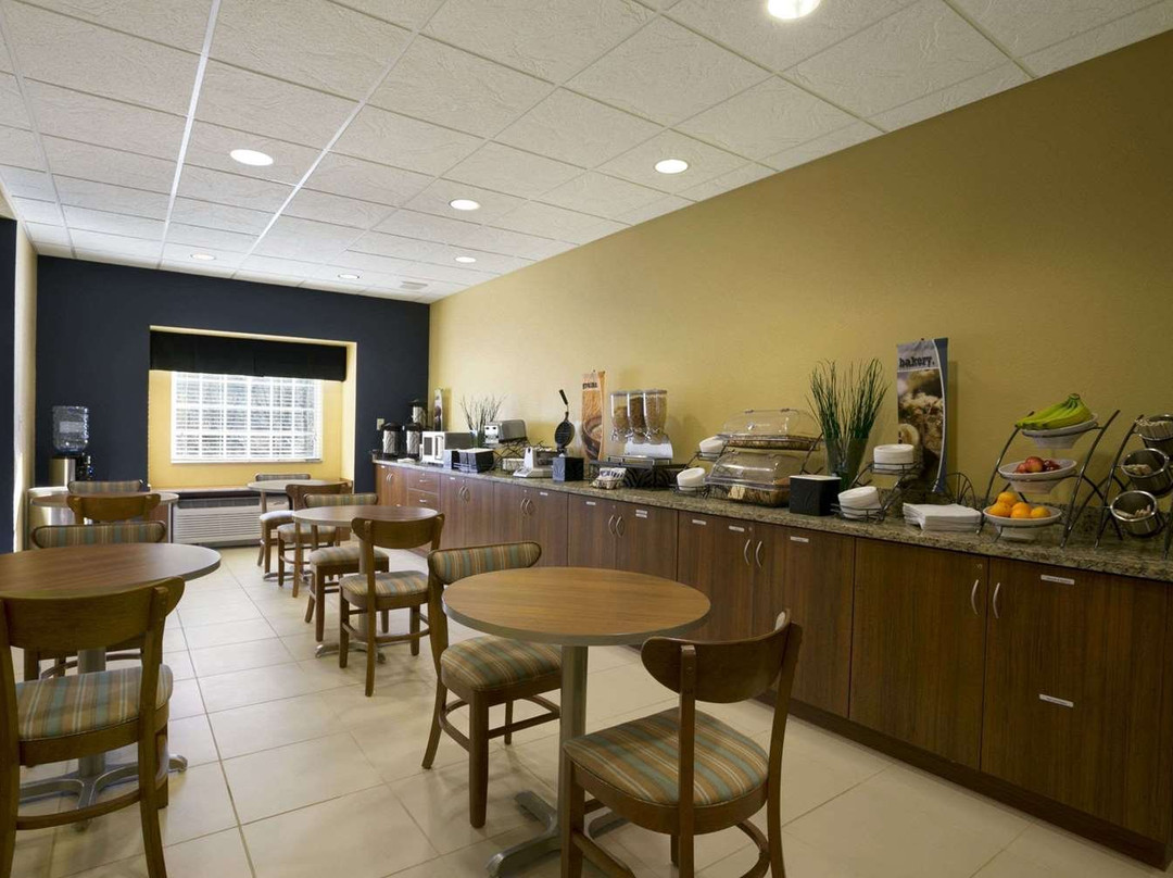 Quality Inn & Suites主图