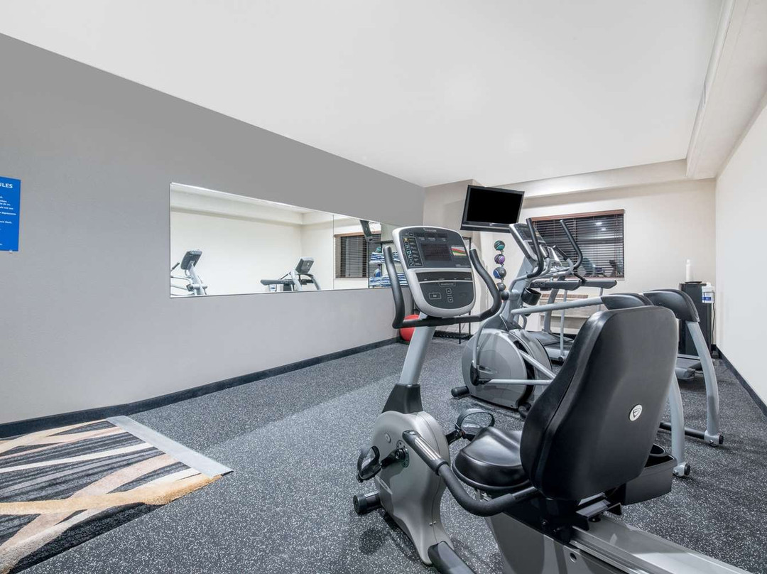 Days Inn by Wyndham Watertown主图