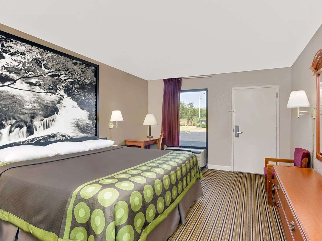 Super 8 by Wyndham Athens主图