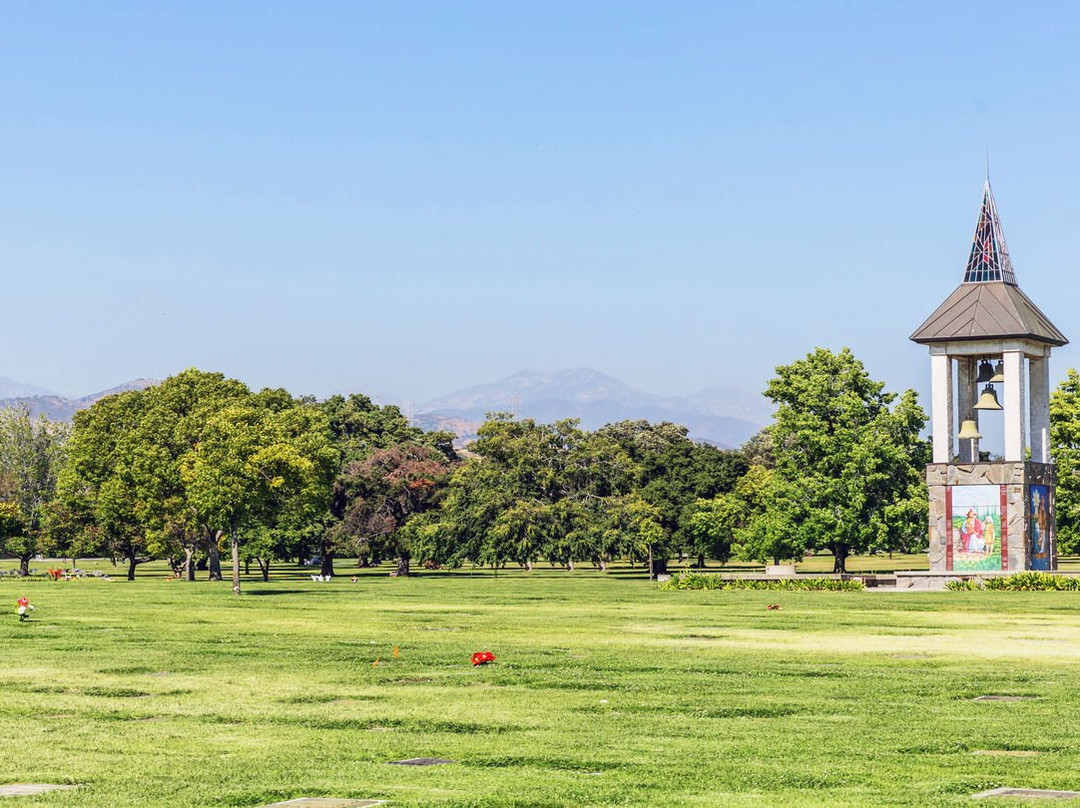 Oakdale Mortuary & Memorial Park-Glendora必去景点