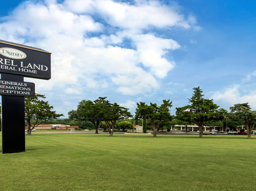 Laurel Land Funeral Home and Laurel Land Memorial Park - Dallas-达拉斯必去景点
