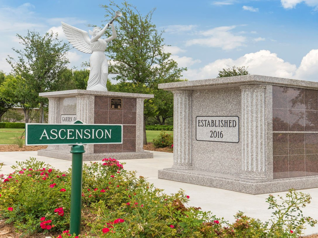 Laurel Land Funeral Home and Laurel Land Memorial Park - Dallas-达拉斯必去景点