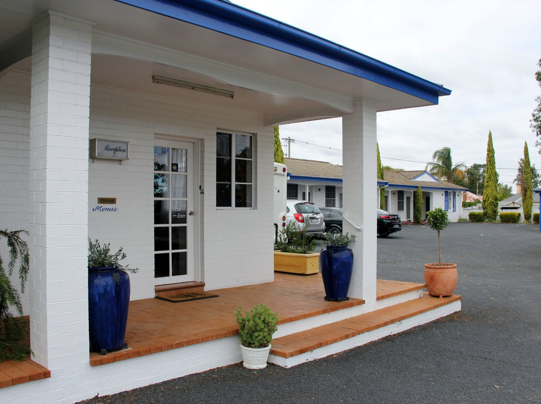 Colonial Motel and Serviced Apartments主图