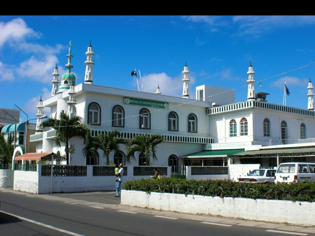 Ronaq-ul-islam Sunnee Masjid-大湾必去景点