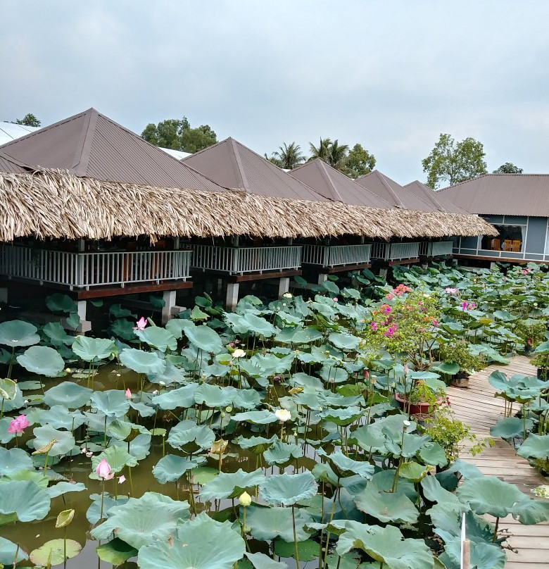 Cao Lanh餐馆和美食-Vuon Sinh Thai Huong Que