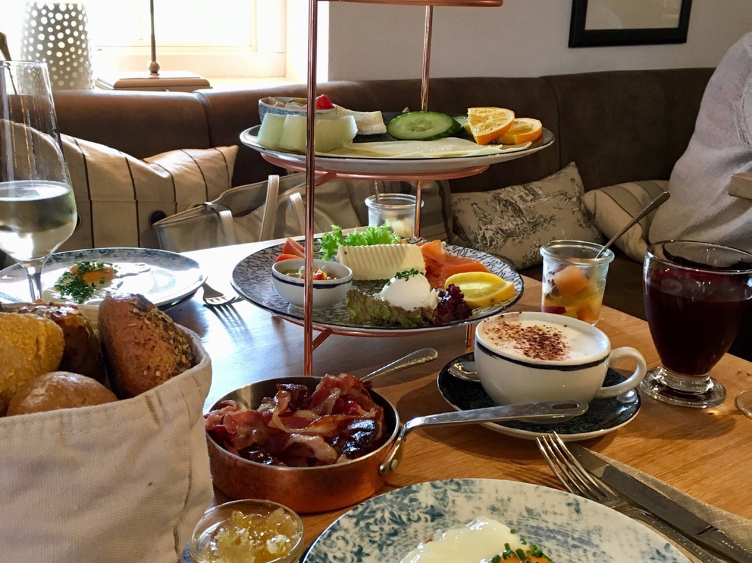 Bad Zwischenahn餐馆和美食-Scholjegerdes Hof