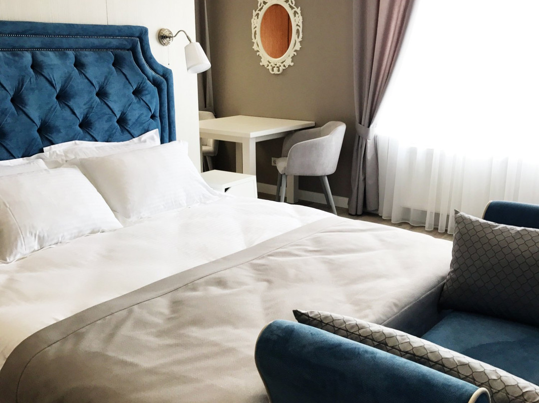 Rivoli Hotel主图