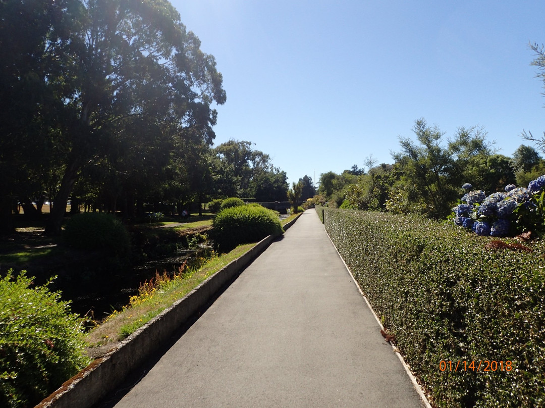 Otepuni Gardens景点图片