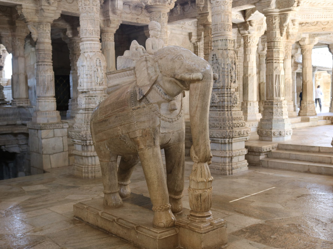 耆那教「千柱之庙」-Sadri必去景点