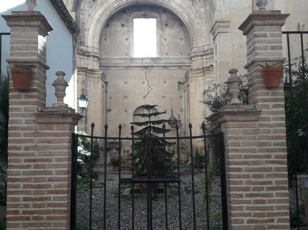 Church of Santa Cruz景点图片