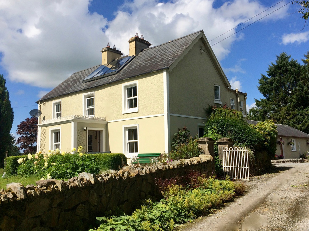 Ross FarmHouse