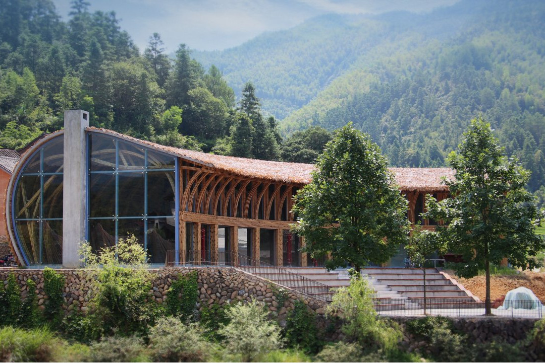 隐居龙泉国际竹建筑文创生活村落