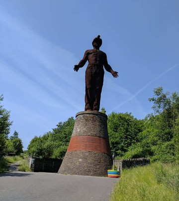 Guardian -  Six Bells Mining Memorial-Abertillery必去景点