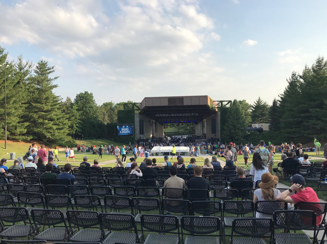 Pinewood Bowl Amphitheater-林肯必去景点