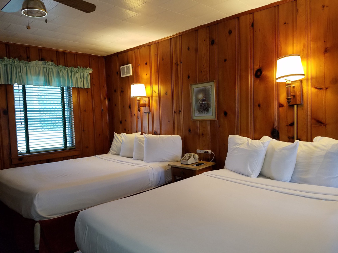 Big Lynn Lodge