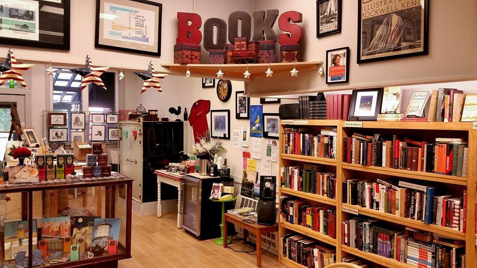 Book & Leaf Bookstore-Brandon必去景点