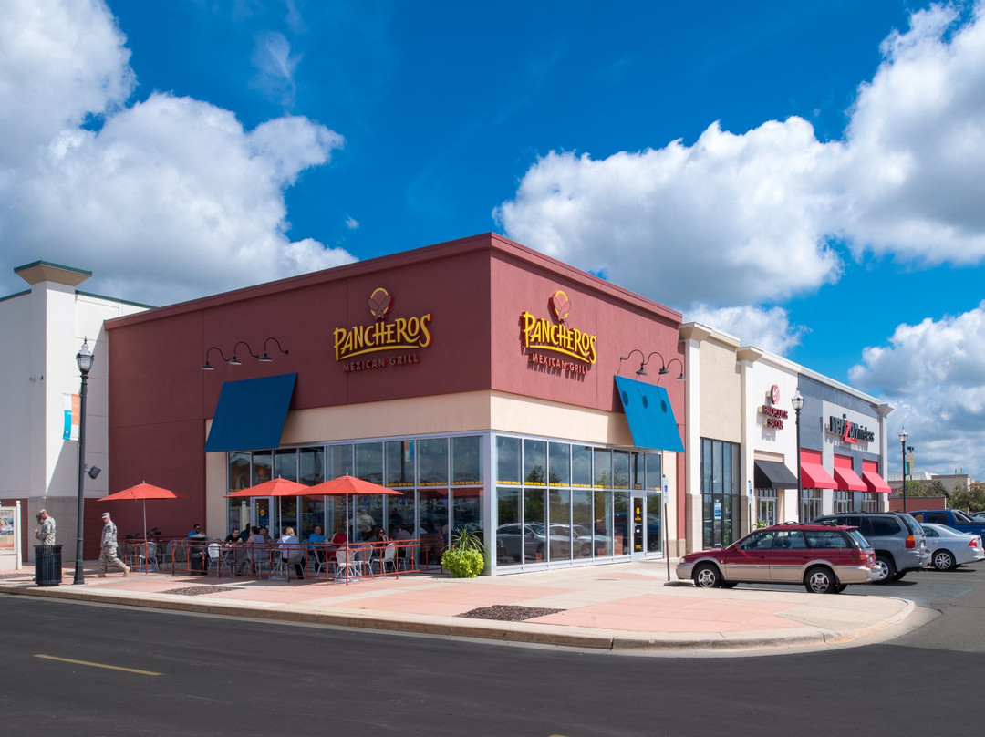 Eastwood Towne Center-兰辛必去景点