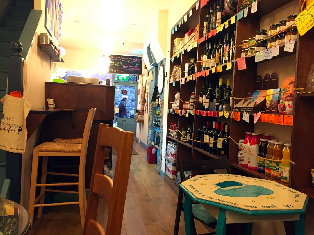布瑞餐馆和美食-Caffe Letterario GattaNera
