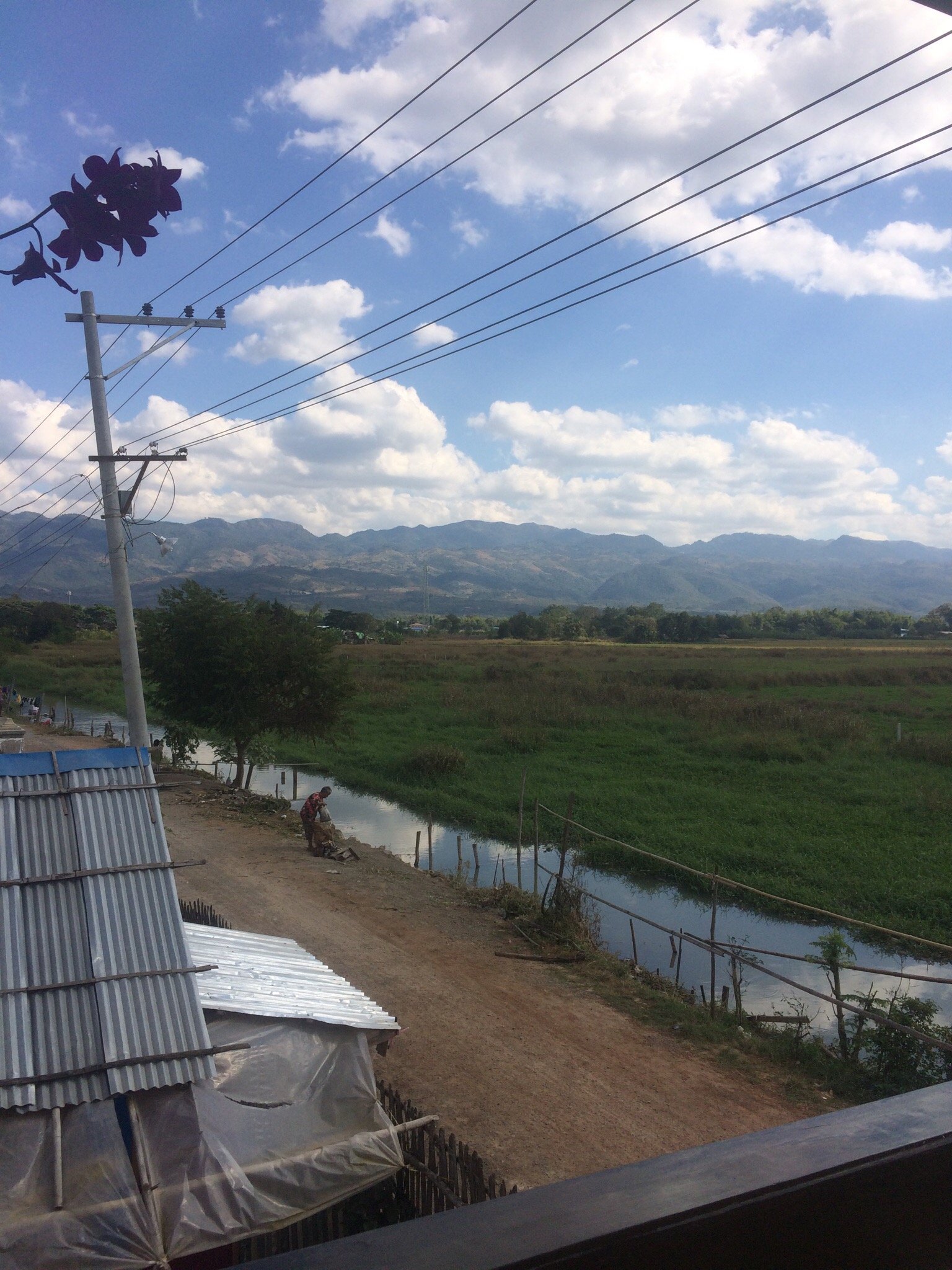 Shwe Pauk Pin Inthar House-官方
