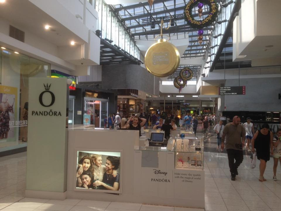 Watergardens Shopping Centre景点图片