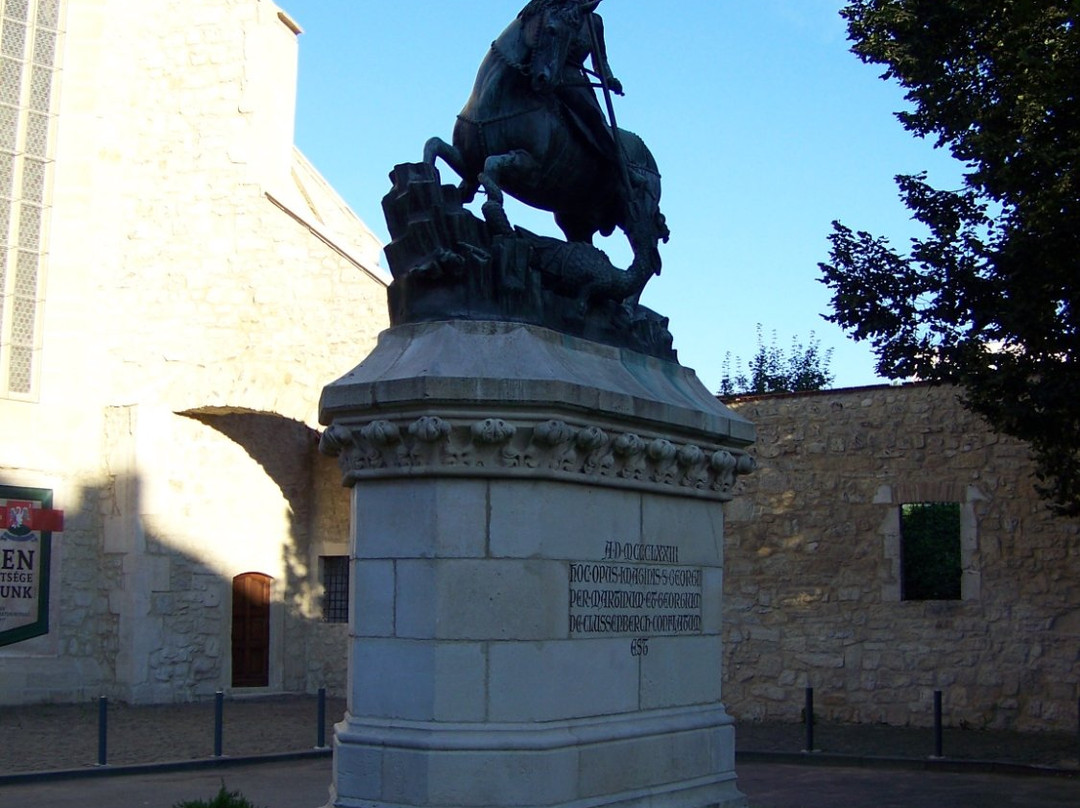 Statuia Sfântului Gheorghe景点图片