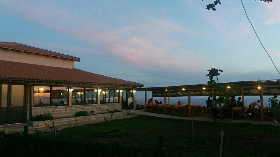 Krstac餐馆和美食-Restoran Bankada