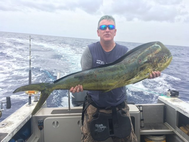 Harbour Fishing Charters-维拉港必去景点