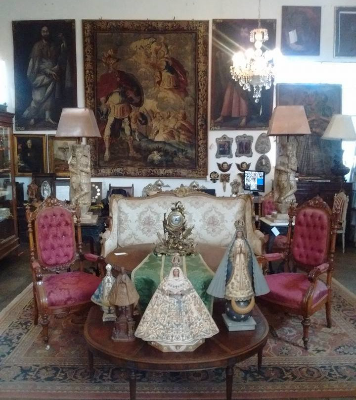 Arte & Antiguedades-圣米格尔护城必去景点