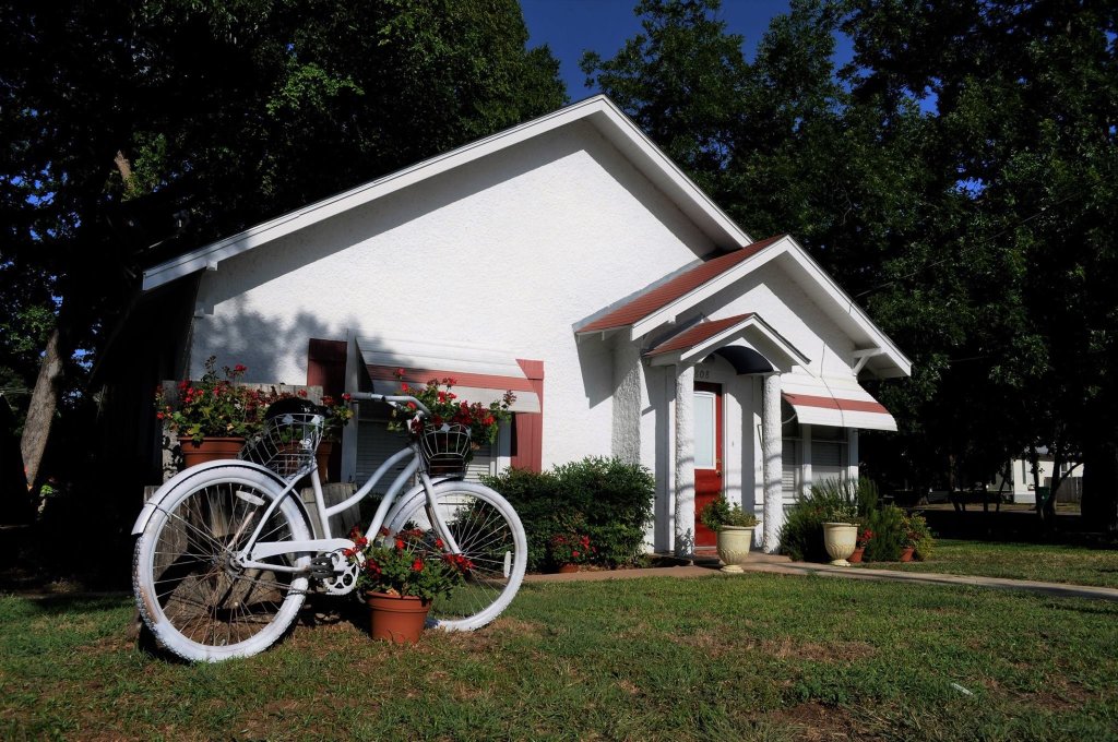 Flossie's Corner Bed & Breakfast-官方