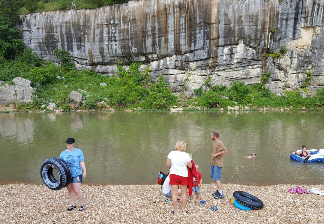 Wild Bill's Outfitter-Yellville必去景点