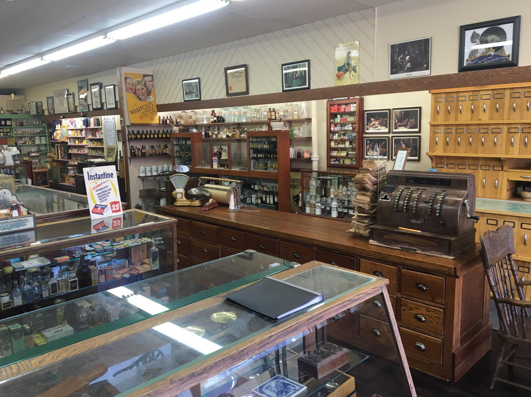 Castor Pharmacy Museum景点图片