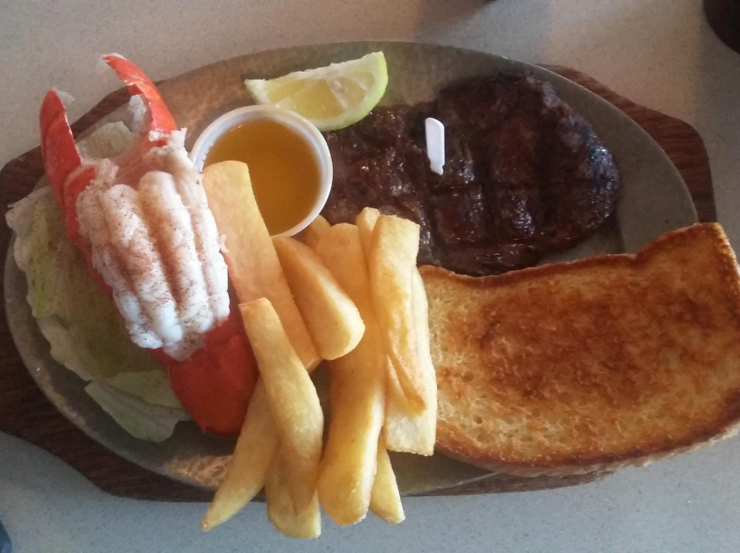 方塔纳餐馆和美食-Sundowner’s Family Restaurant Is this your business?