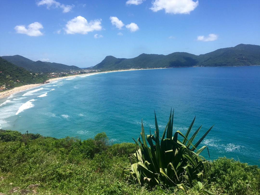 Saquinho Beach景点图片