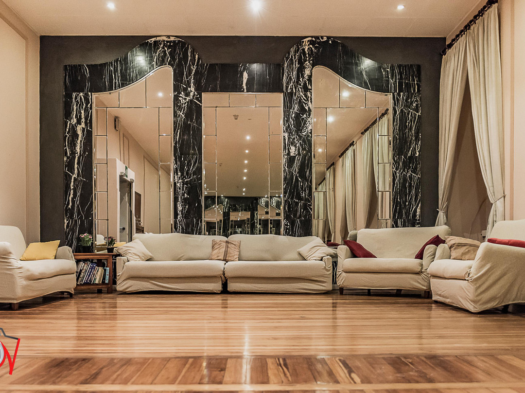 Hotel Moderno