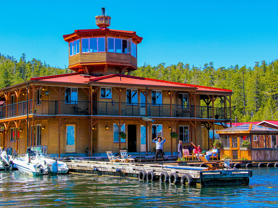 Haa-Nee-Naa Lodge