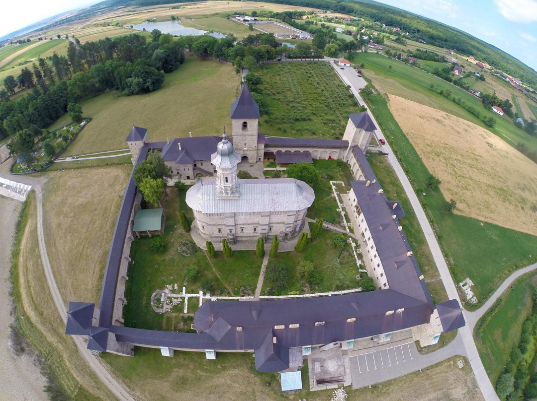 Dragomirna Monastery景点图片