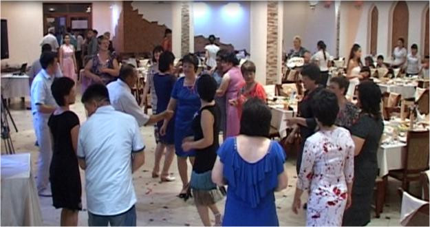 Aksu餐馆和美食-Kavkaz