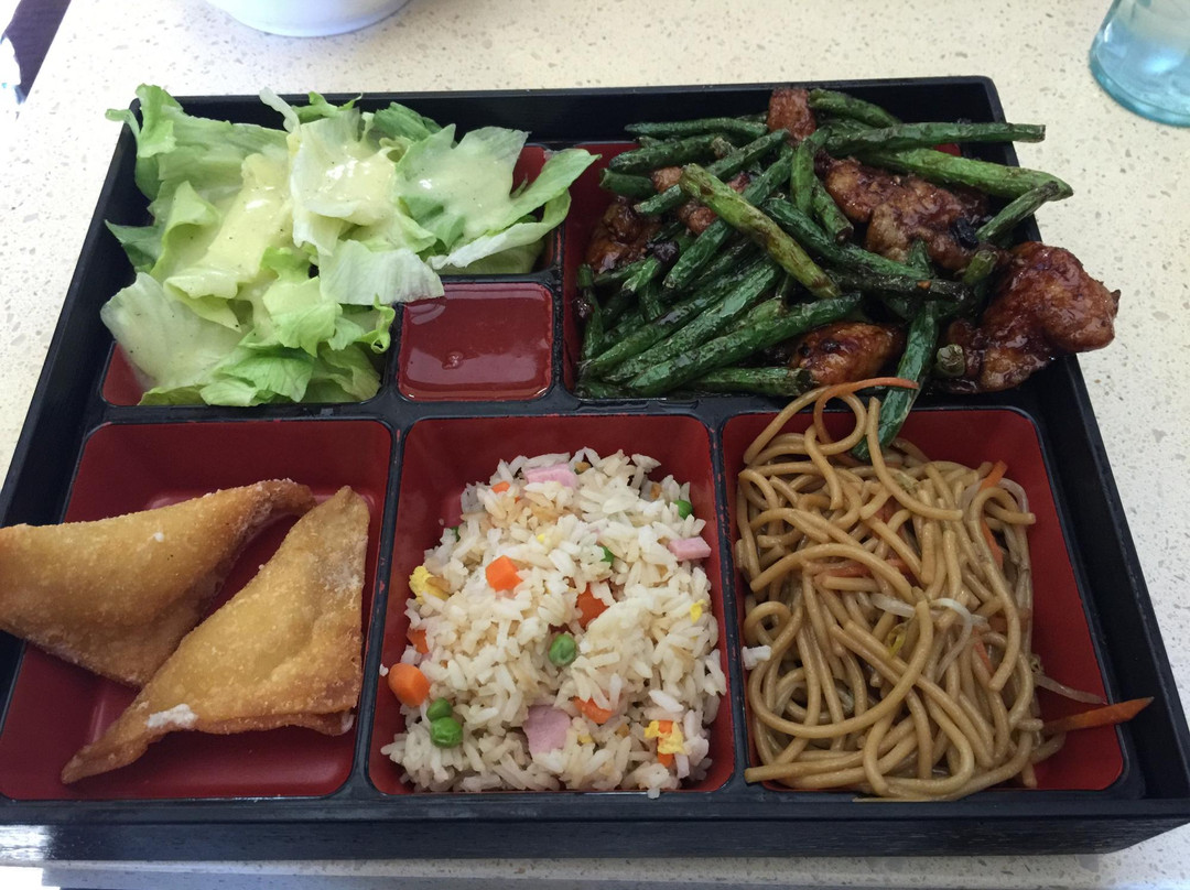 Red Maple Chinese Restaurant