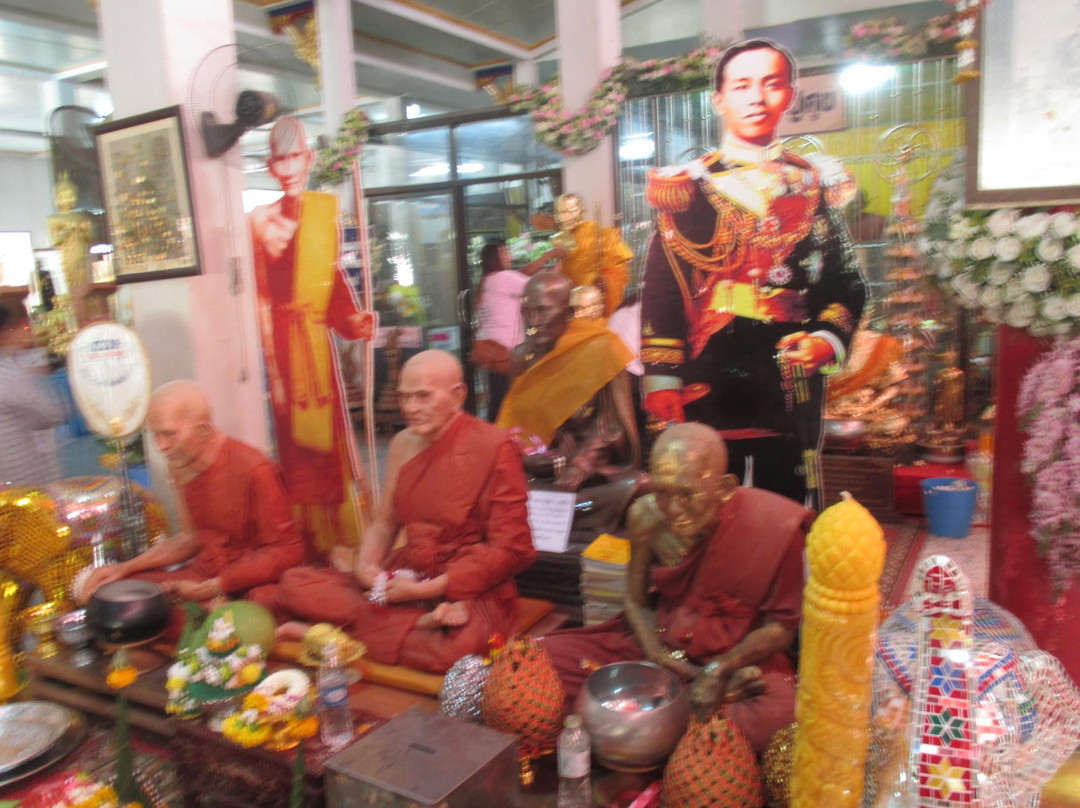 Wat Pak Khlong Makham Thao-越信必去景点
