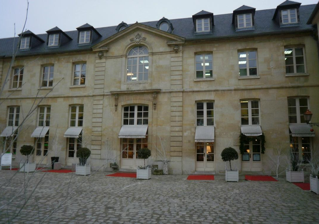 Quartier des Antiquaires-凡尔赛必去景点