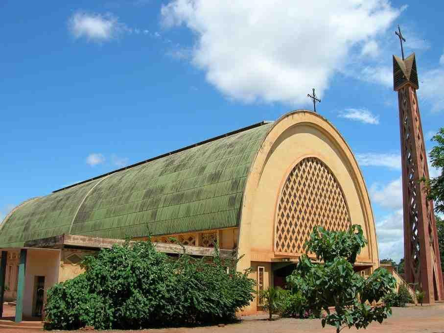 Cathédrale Notre Dame de Lourdes景点图片