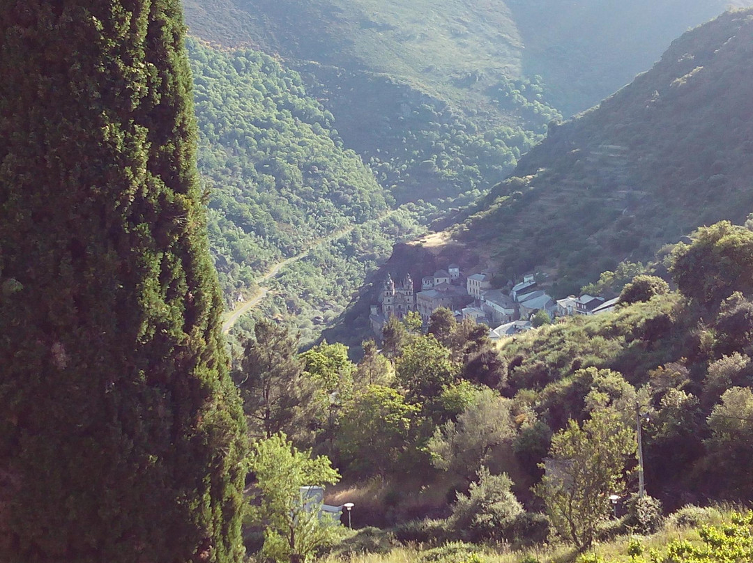 Santuario de Nuestra Senora de Las Ermitas景点图片