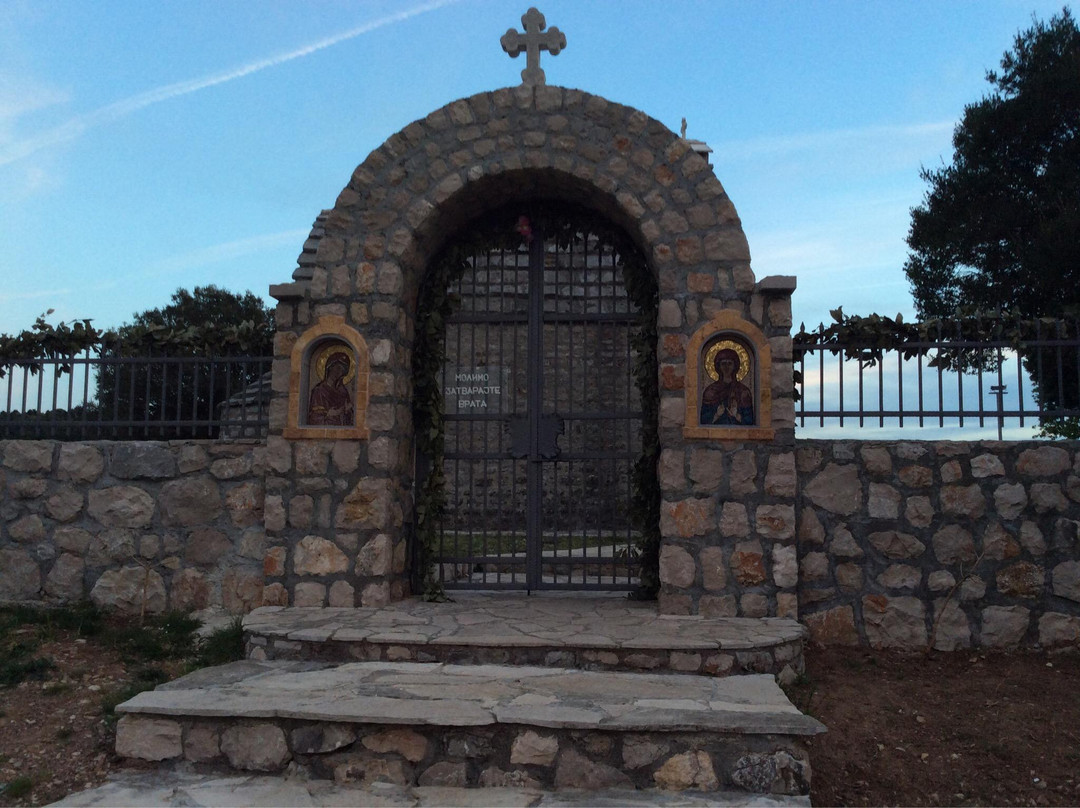 Church of St. Petka-Sutomore必去景点