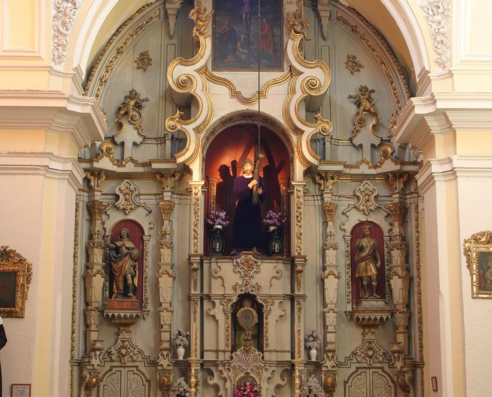 Church of Santa Barbara景点图片