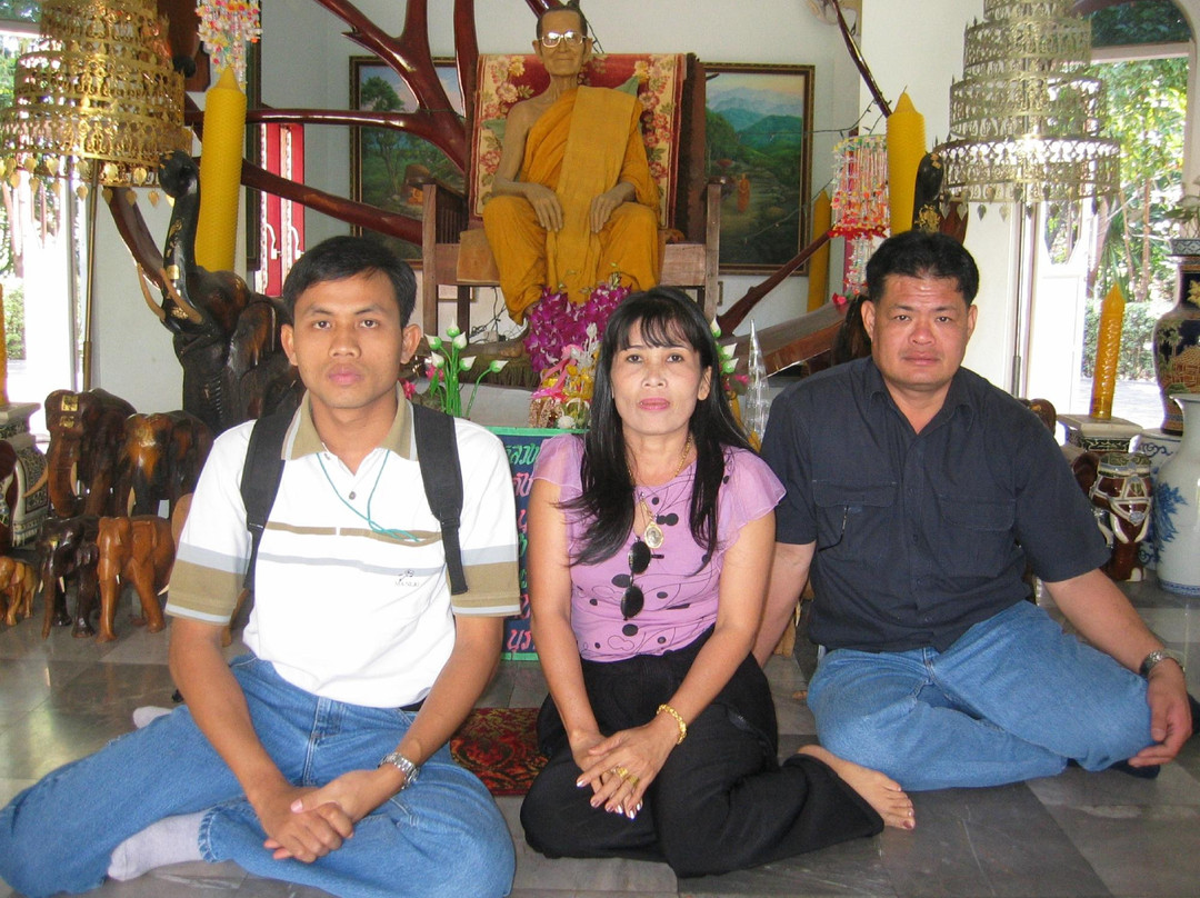 Wat Tham Klong Phen景点图片