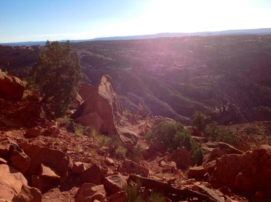 Syncline Loop-峡谷地国家公园必去景点