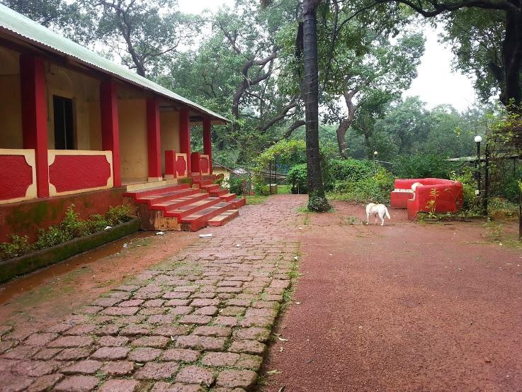 Girivihar Hotel-浴室